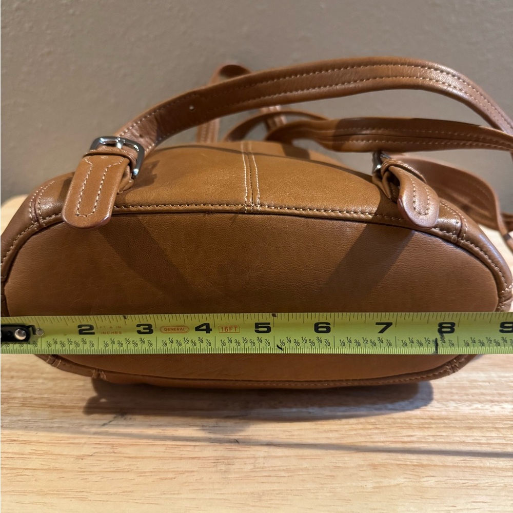 Tignanello Leather Backpack - Picture 4 of 12